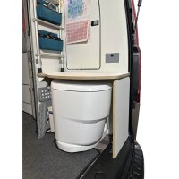 Toilettensitzabdeckung für die Clesana Toilette im Ford Nugget Plus - Mit Montage