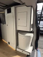 Toiletten-Nachrüstung mit Schranklösung für Ford Nugget V710 L2